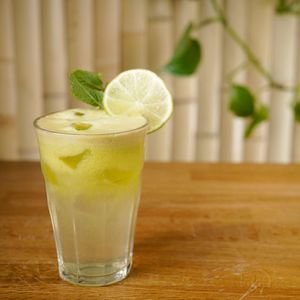 Apple Mojito (apple, lime and mint)