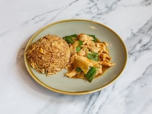 Chicken Ginger and Spring Onion Served with Egg Fried Rice