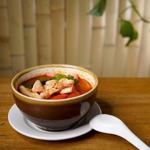 Tom Yum Soup with Chicken 