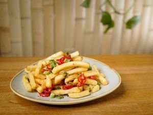 Crispy Salt and Pepper Chips 