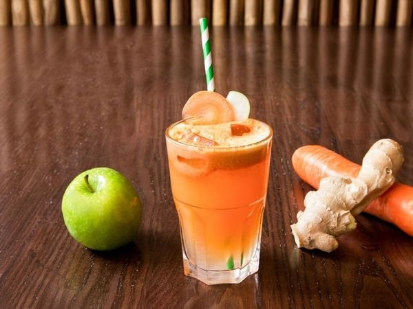 Immune Booster (apple, carrot and ginger)